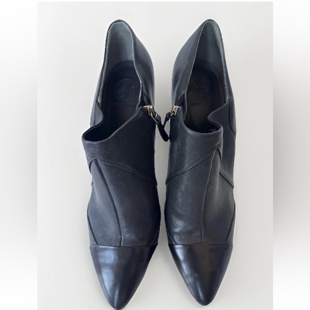 Tory Burch Lorelei Black Leather Stiletto Heel Ankle Boot Bootie Size 9.5 - Picture 4 of 10